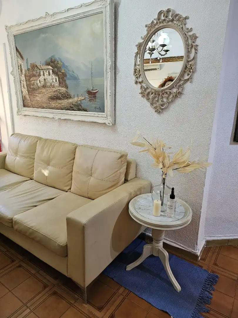 Piso en venta en Glorieta Ejército, 1, Aluche Sala de estar de Piso en venta en Madrid con Aire acondicionado, Calefacción y Amueblado