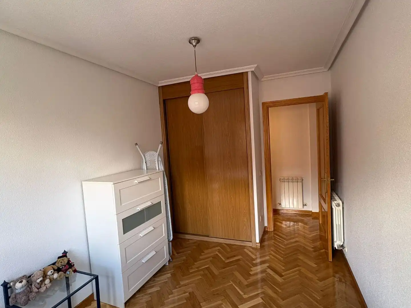 Wohnung zur Miete in Calle del Mar Menor, 8, Pinar del Rey Schlafzimmer von Wohnung zur Miete in Madrid mit Klimaanlage, Heizung und Parkett