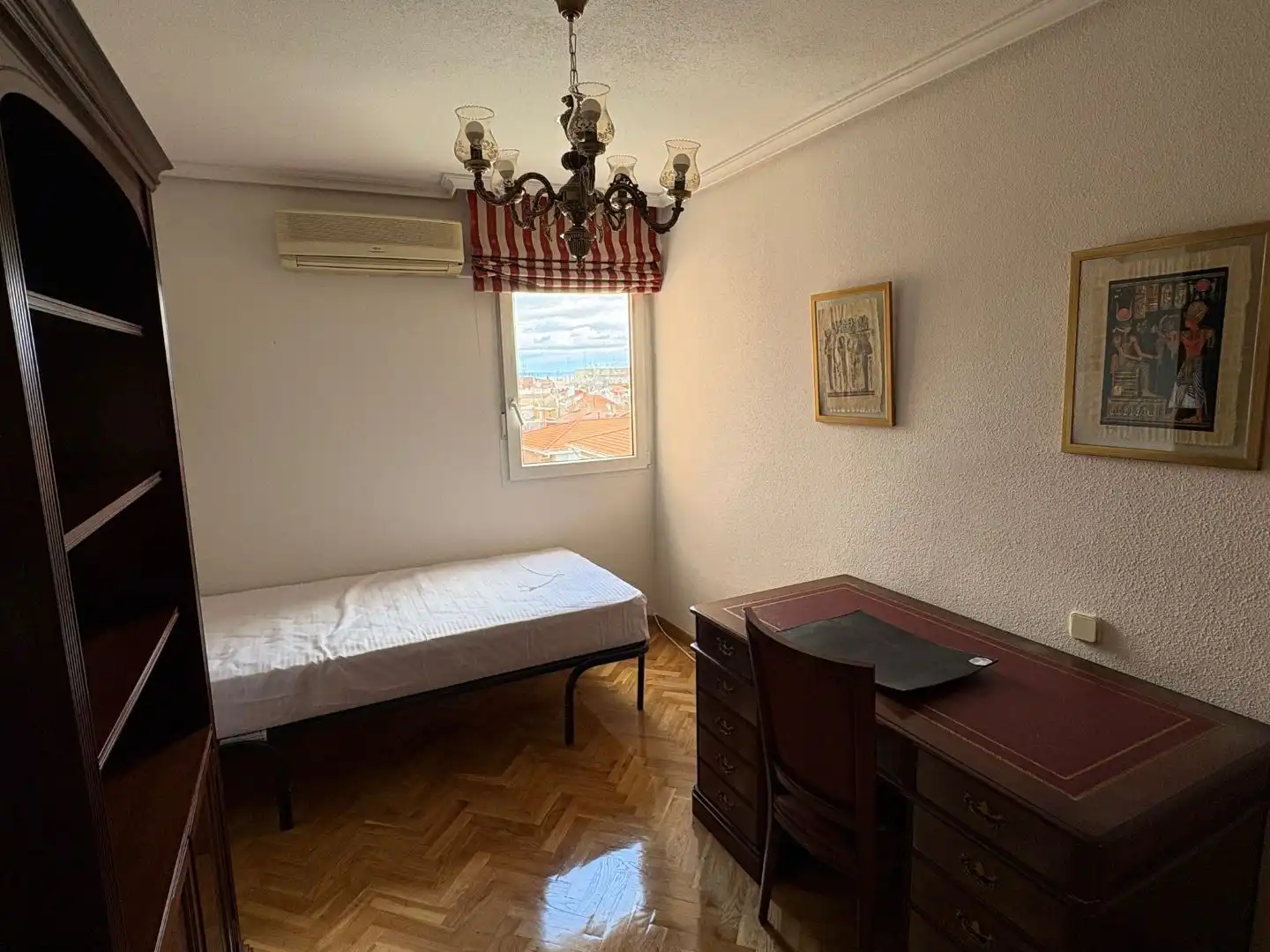Wohnung zur Miete in Calle del Mar Menor, 8, Pinar del Rey Schlafzimmer von Wohnung zur Miete in Madrid mit Klimaanlage, Heizung und Parkett