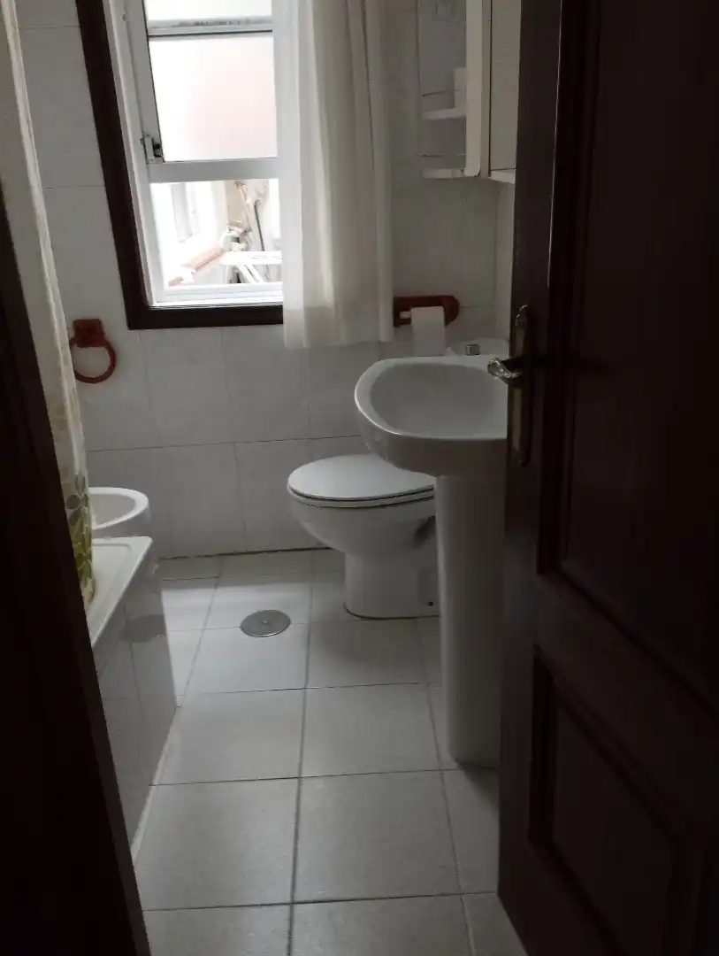 Pis de lloguer a Rúa Fanny Garrido, 8, Agra del Orzán - Ventorrillo Bany de Pis de lloguer en A Coruña Capital amb Traster, Moblat i Forn