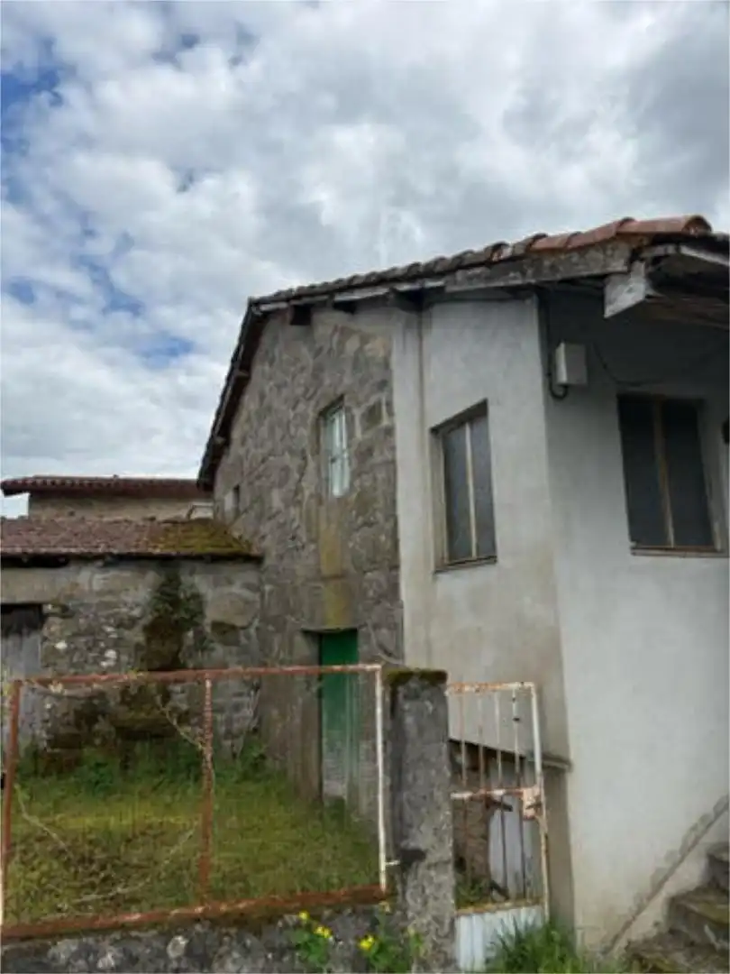 Houses for sale in Ventiun Exterior view of Houses for sale in Ourense Capital with Private garden and Terrace