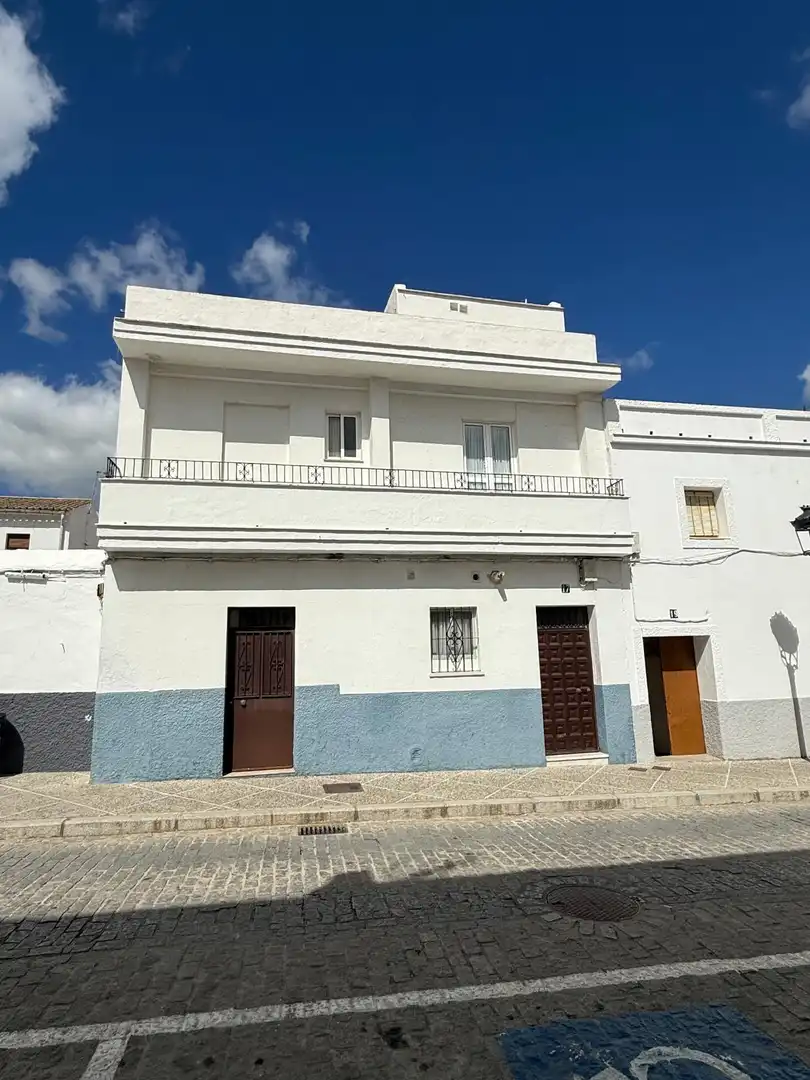 Casa adosada en venda a Calle Nuestra Señora de la Salud, 17, Medina Sidonia Vista exterior de Casa adosada en venda en Medina Sidonia