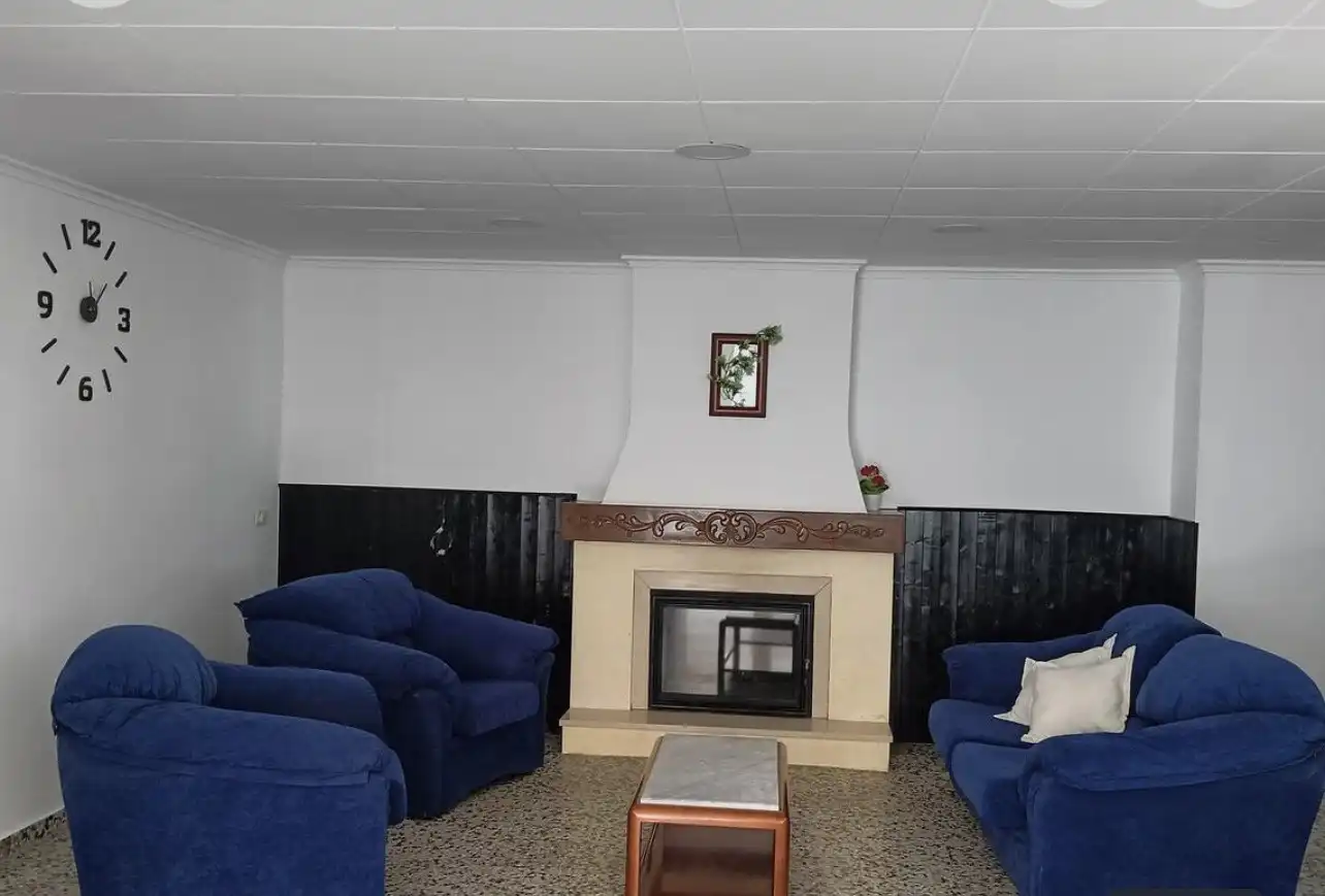 Piso de alquiler en Tous con Jardín privado, Terraza y Amueblado