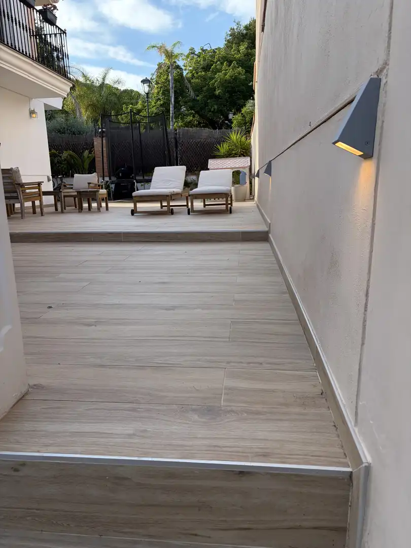 Casa adosada en venta en Avinguda Acàcies, 3, Campolivar Terraza de Casa adosada en venta en Godella con Aire acondicionado, Terraza y Piscina