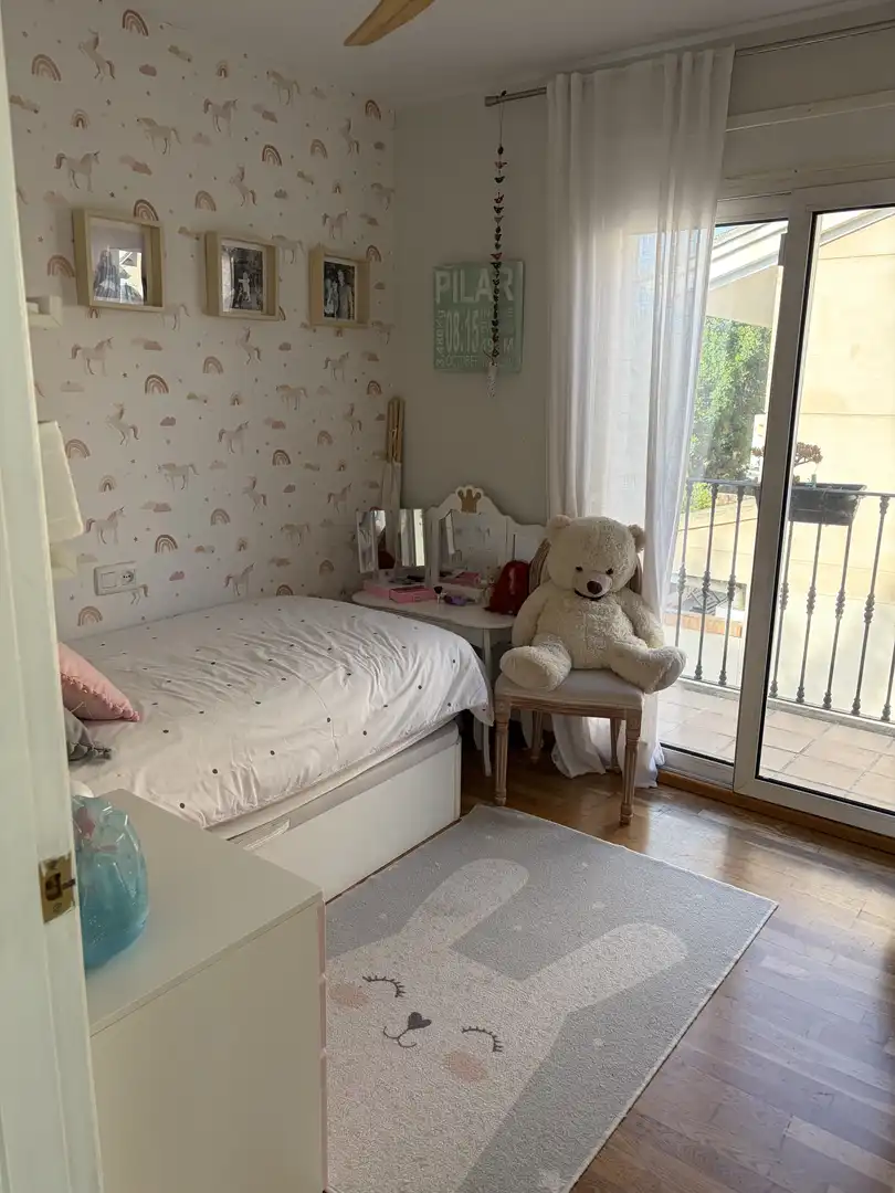 Casa adosada en venta en Avinguda Acàcies, 3, Campolivar Habitación de Casa adosada en venta en Godella con Aire acondicionado, Terraza y Piscina