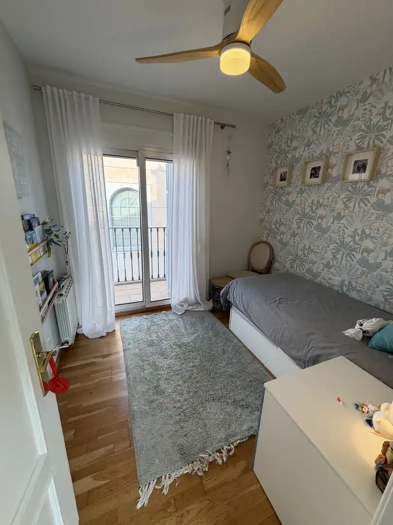 Casa adosada en venta en Avinguda Acàcies, 3, Campolivar Habitación de Casa adosada en venta en Godella con Aire acondicionado, Terraza y Piscina
