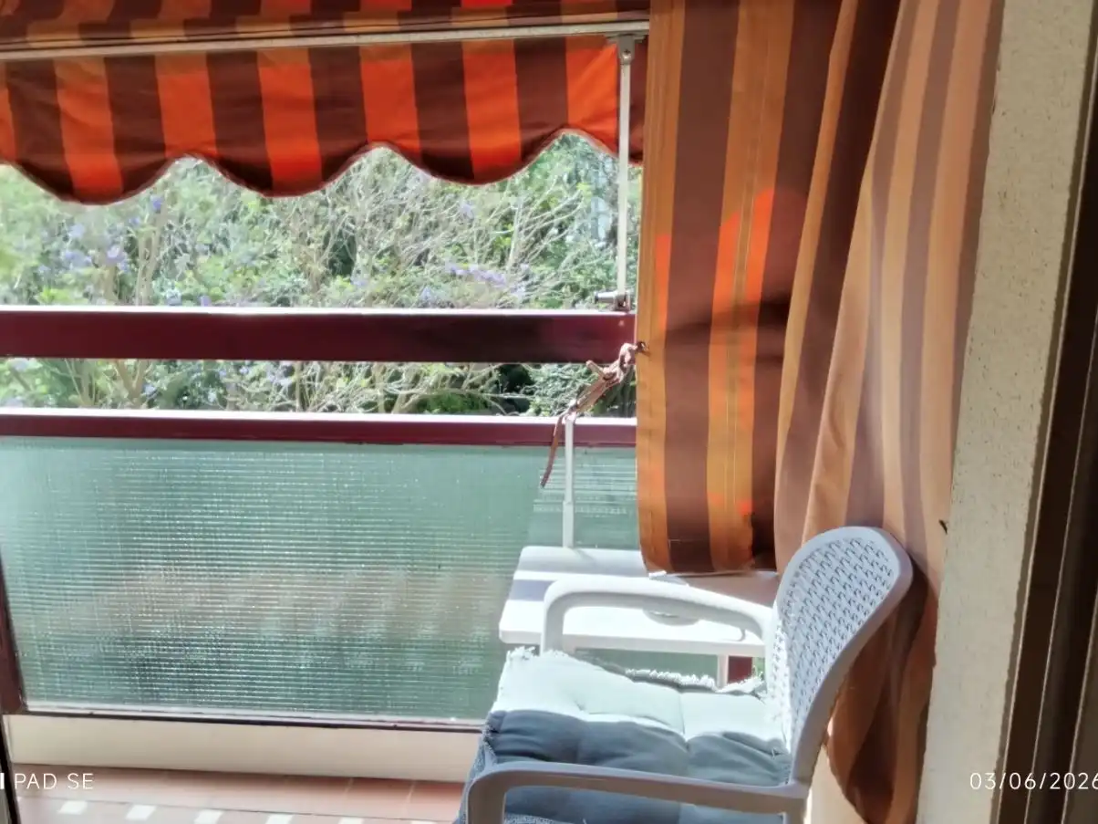 Piso en venta en Toledo, 5, Triana Oeste Terraza de Piso en venta en Sevilla con Aire acondicionado, Terraza y Amueblado