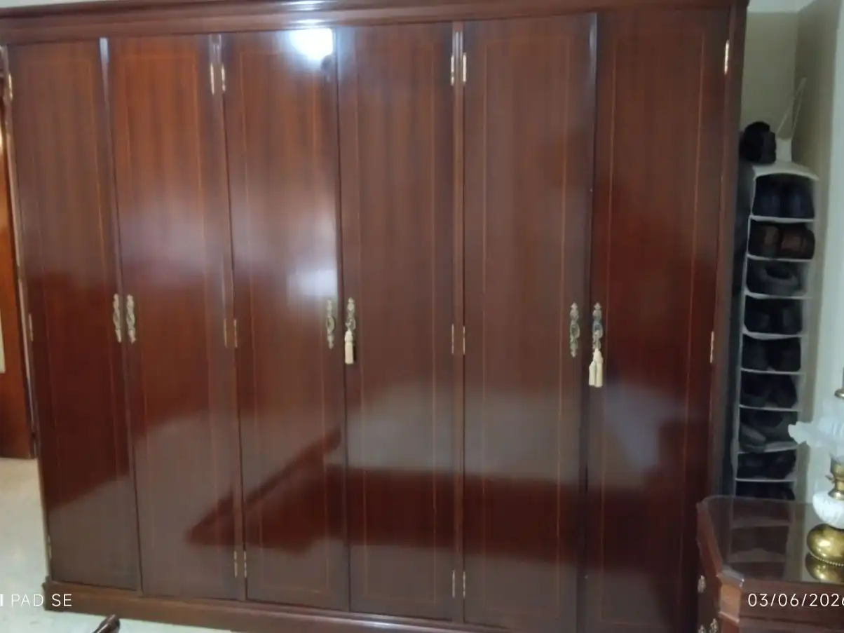 Piso en venta en Toledo, 5, Triana Oeste Habitación de Piso en venta en Sevilla con Aire acondicionado, Terraza y Amueblado
