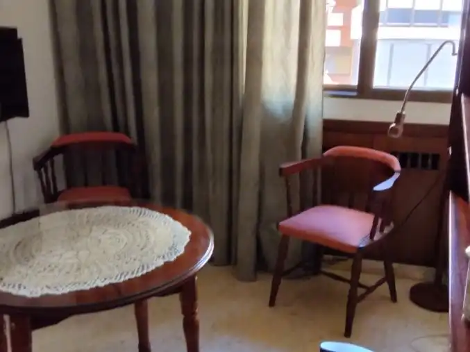 Piso en venta en Toledo, 5, Triana Oeste Comedor de Piso en venta en Sevilla con Aire acondicionado, Terraza y Amueblado