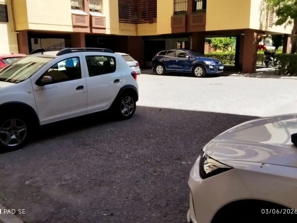 Piso en venta en Toledo, 5, Triana Oeste Parking de Piso en venta en Sevilla con Aire acondicionado, Terraza y Amueblado