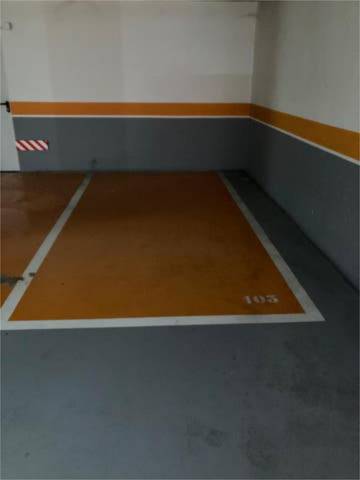 Garaje en Alquiler en Parque Venecia