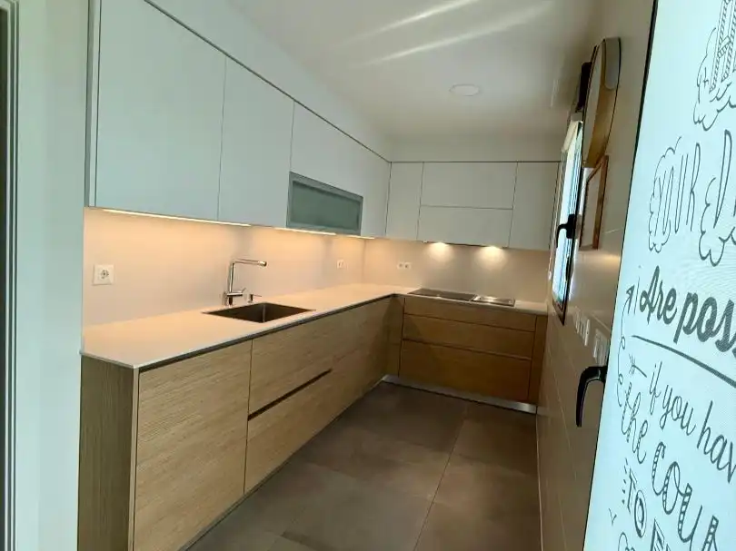 Ático en venta en Gaztañatxu Kalea, 11, Derio Cocina de Ático en venta en Derio con Aire acondicionado, Calefacción y Terraza