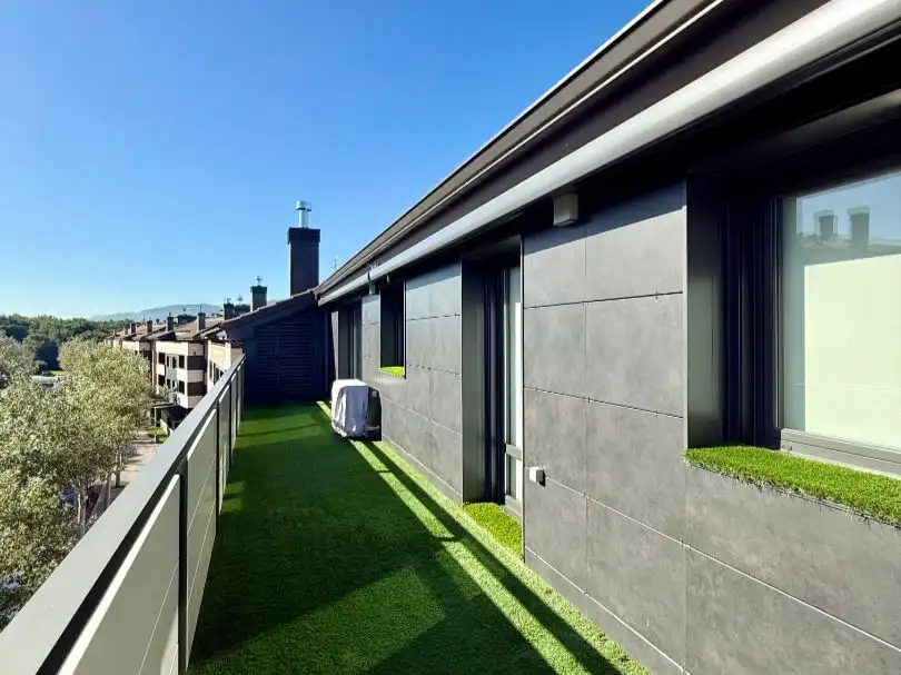 Ático en venta en Gaztañatxu Kalea, 11, Derio Terraza de Ático en venta en Derio con Aire acondicionado, Calefacción y Terraza