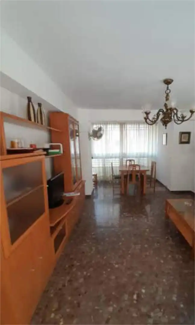 Pis de lloguer a Oliveros - Altamira Sala d'estar de Pis de lloguer en Almería amb Moblat