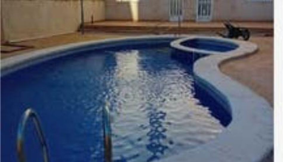 Einfamilien-Reihenhaus zur Miete in Redován, Alicante - Bild 1 Foto 1 von Einfamilien-Reihenhaus zur Miete in Redován, Alicante
