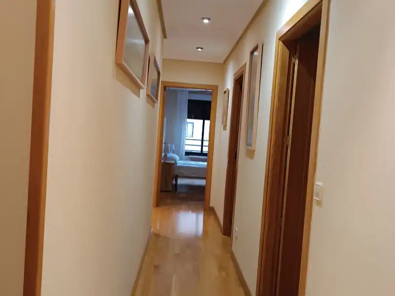 Pis per a compartir en Cuenca amb Calefacció, Parquet i Traster