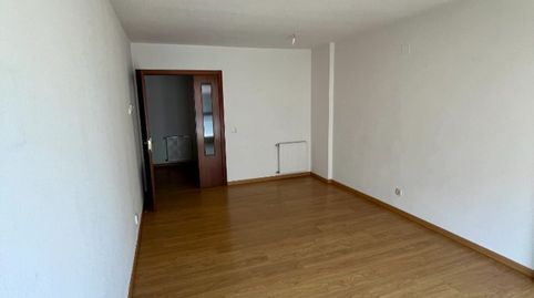 Piso en venta en Calle del Monasterio de Sobrado, 6, Montecarmelo, Madrid Capital - imagen 2 Foto 2 de Piso en venta en Calle del Monasterio de Sobrado, 6, Montecarmelo, Madrid Capital