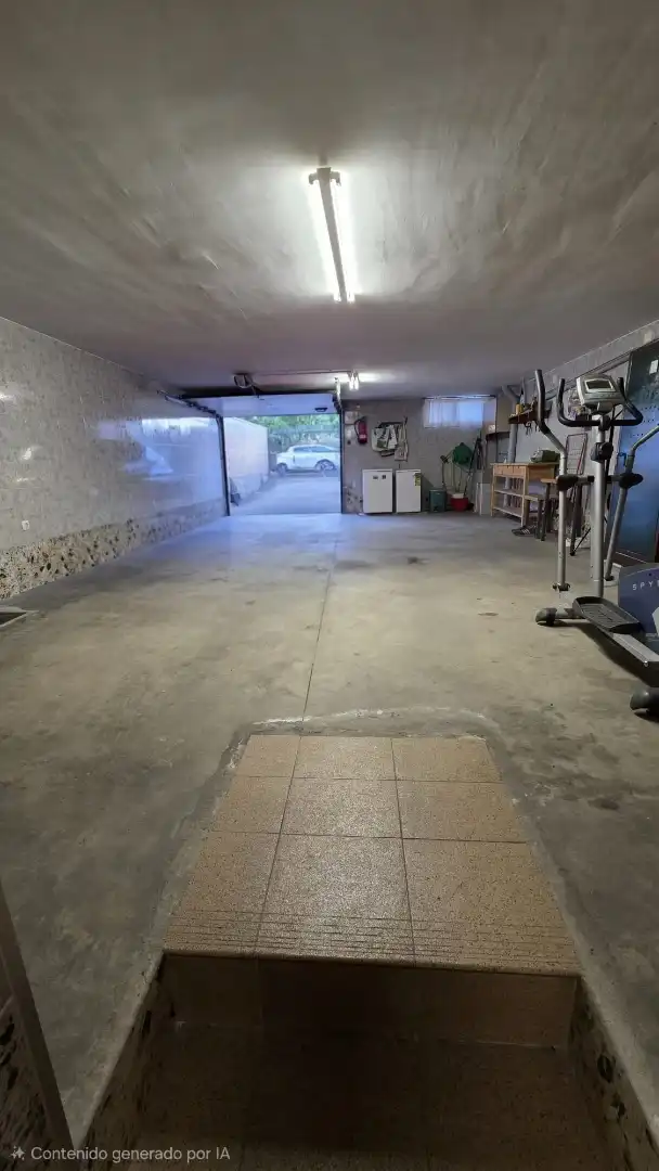 Casa adosada en venta en Avenida Felipe Corchero, 5, Norte Parking de Casa adosada en venta en Mérida con Aire acondicionado