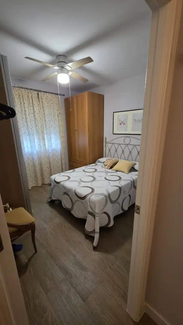 Casa adosada en venta en Avenida Felipe Corchero, 5, Norte Habitación de Casa adosada en venta en Mérida con Aire acondicionado