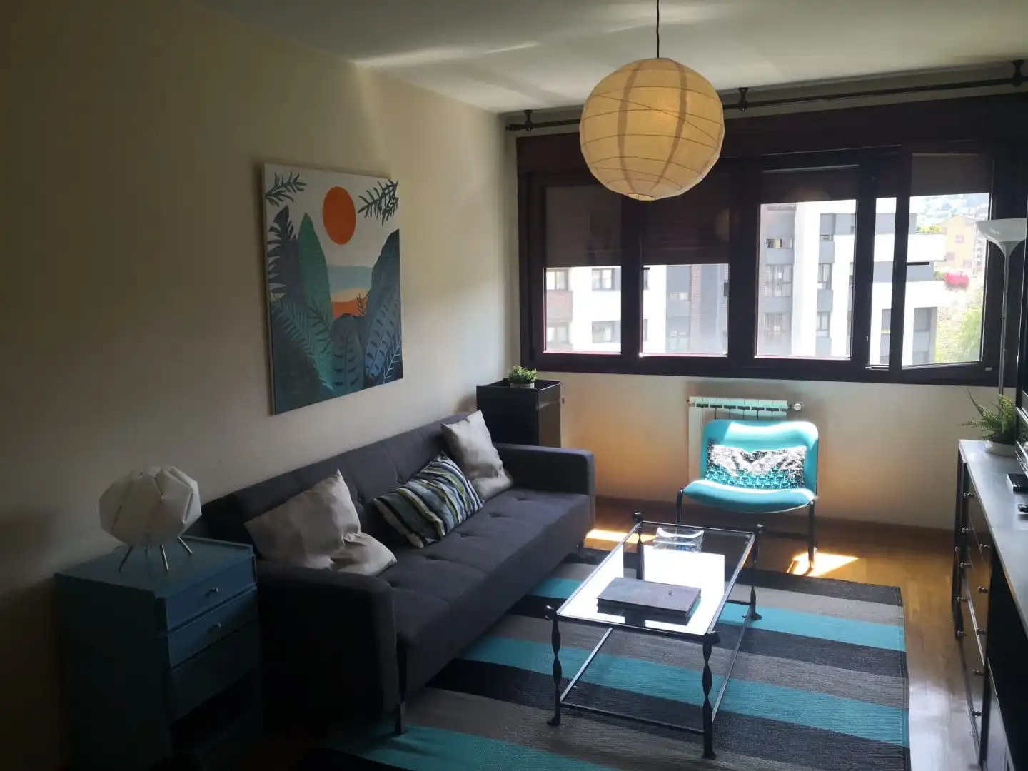 Apartamento de alquiler en Calle del Postigo Bajo, 14, Santo Domingo - El Campillín Sala de estar de Apartamento de alquiler en Oviedo con Calefacción, Jardín privado y Parquet