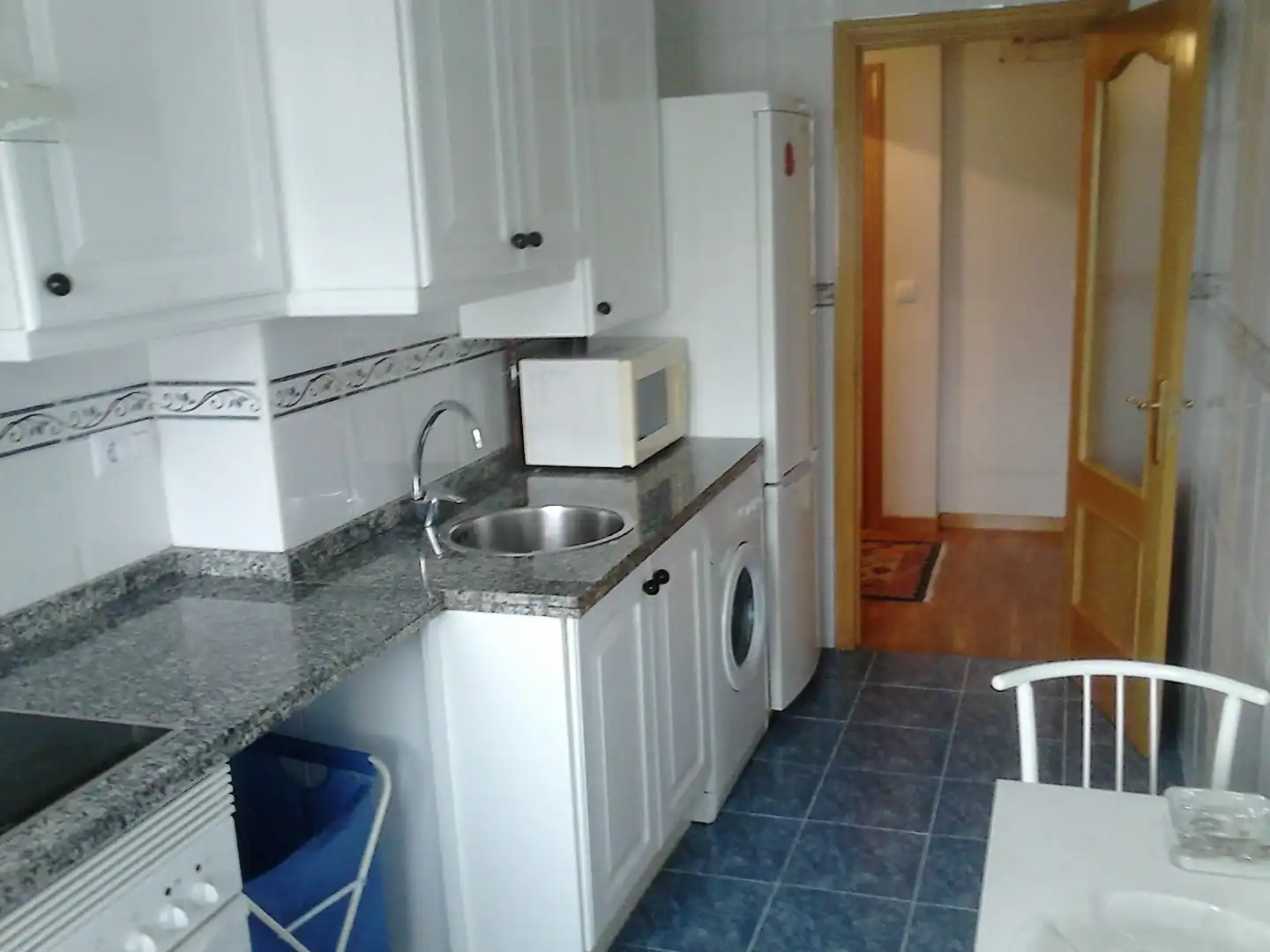 Apartamento de alquiler en Calle del Postigo Bajo, 14, Santo Domingo - El Campillín Cocina de Apartamento de alquiler en Oviedo con Calefacción, Jardín privado y Parquet