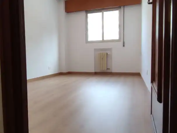 Wohnung zur Miete in Calle San José, 10, Campo Grande Schlafzimmer von Wohnung zur Miete in Valladolid mit Heizung, Parkett und Terrasse