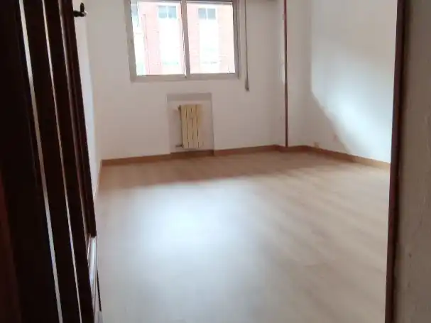 Wohnung zur Miete in Calle San José, 10, Campo Grande Schlafzimmer von Wohnung zur Miete in Valladolid mit Heizung, Parkett und Terrasse