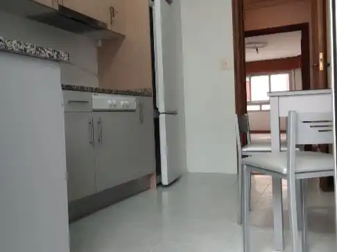 Wohnung zur Miete in Calle San José, 10, Campo Grande Küche von Wohnung zur Miete in Valladolid mit Heizung, Parkett und Terrasse