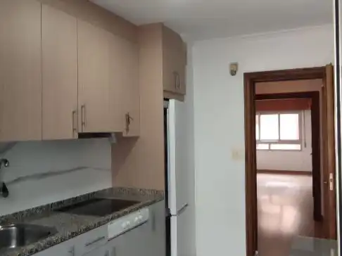 Wohnung zur Miete in Calle San José, 10, Campo Grande Küche von Wohnung zur Miete in Valladolid mit Heizung, Parkett und Terrasse