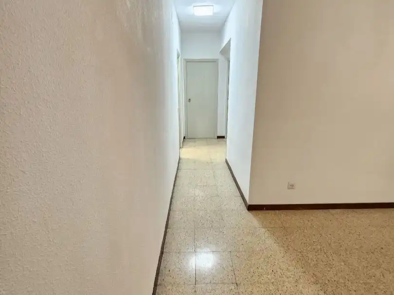 Pis de lloguer a Calle Vázquez de Coronado, 3, Reyes Católicos Pis de lloguer a Calle Vázquez de Coronado, 3, Reyes Católicos
