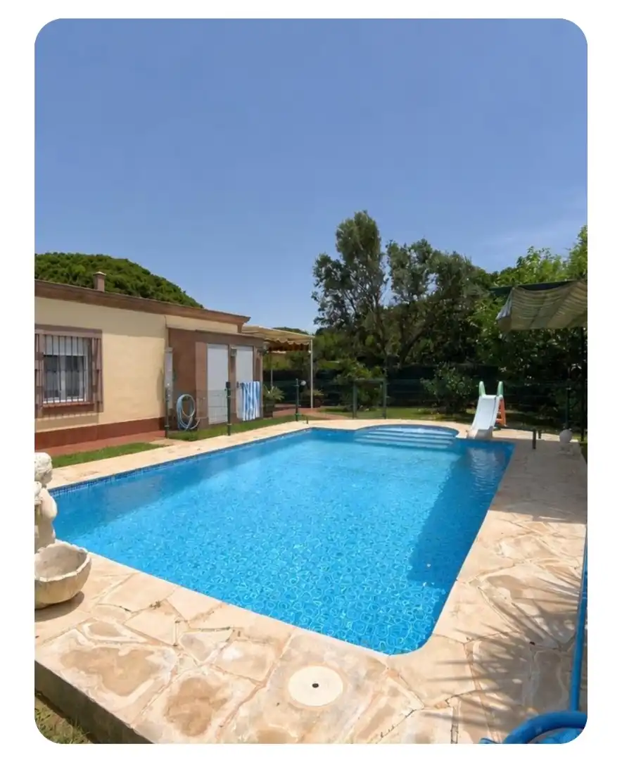 Casa o chalet en venta en Carretera Pinar de los Franceses, 42, Los Franceses – La Vega Piscina de Casa o chalet en venta en Chiclana de la Frontera con Aire acondicionado, Trastero y Horno