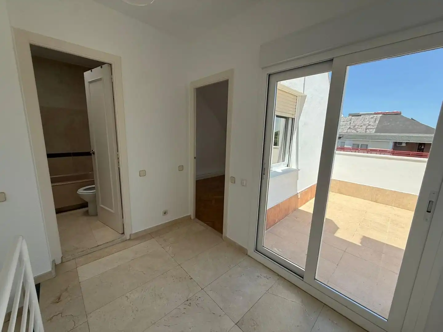 Piso de alquiler en Calle Sánchez Díaz, 6, Quintana Terraza de Piso de alquiler en Madrid con Aire acondicionado, Calefacción y Terraza