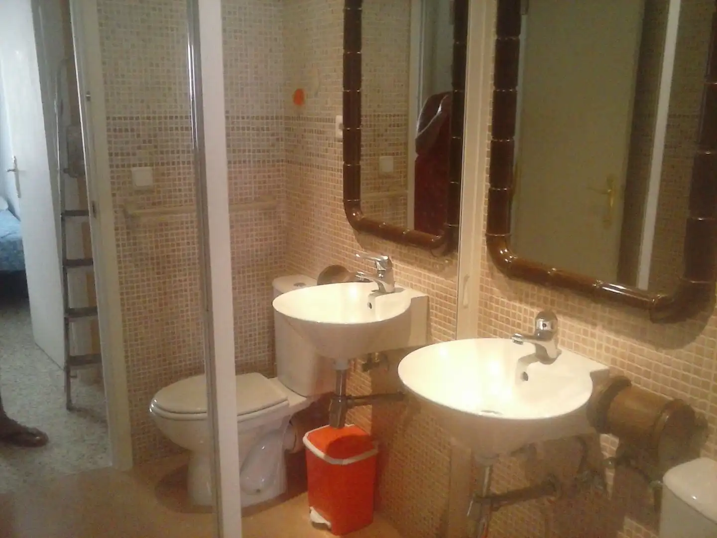 Piso de alquiler en Calle Pérez Hervás, 9, San Carlos - San José Baño de Piso de alquiler en Sevilla con Trastero, Amueblado y Horno