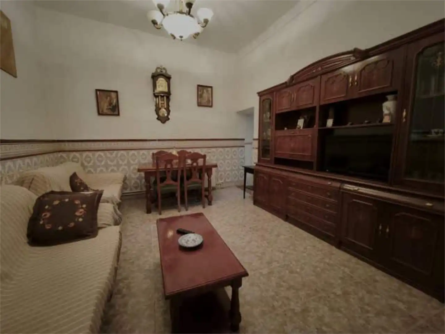 Casa o chalet en venta en Mazarambroz Sala de estar de Casa o chalet en venta en Mazarambroz con Calefacción, Trastero y Amueblado