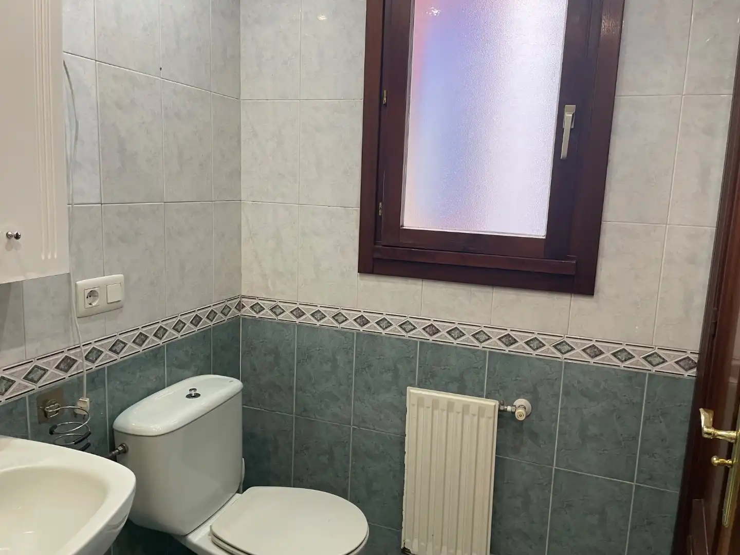 Apartament de lloguer a Calle del Padre Buenaventura de Paredes, 6, Milán - Pumarín Bany de Apartament de lloguer en Oviedo