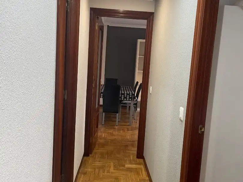 Apartament de lloguer a Calle del Padre Buenaventura de Paredes, 6, Milán - Pumarín Apartament de lloguer en Oviedo