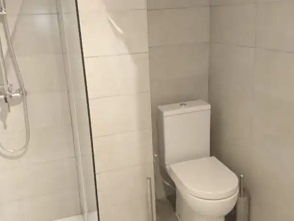 Piso de alquiler en Calle Granada, 46, Centro Histórico Baño de Piso de alquiler en Málaga Capital con Aire acondicionado y Balcón