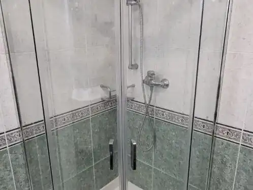 Flat for rent in Calle Capitán Gaona, 2, San Millán - Ayuntamiento Bathroom of Flat for rent in Logroño with Heating, Parquet flooring and Terrace