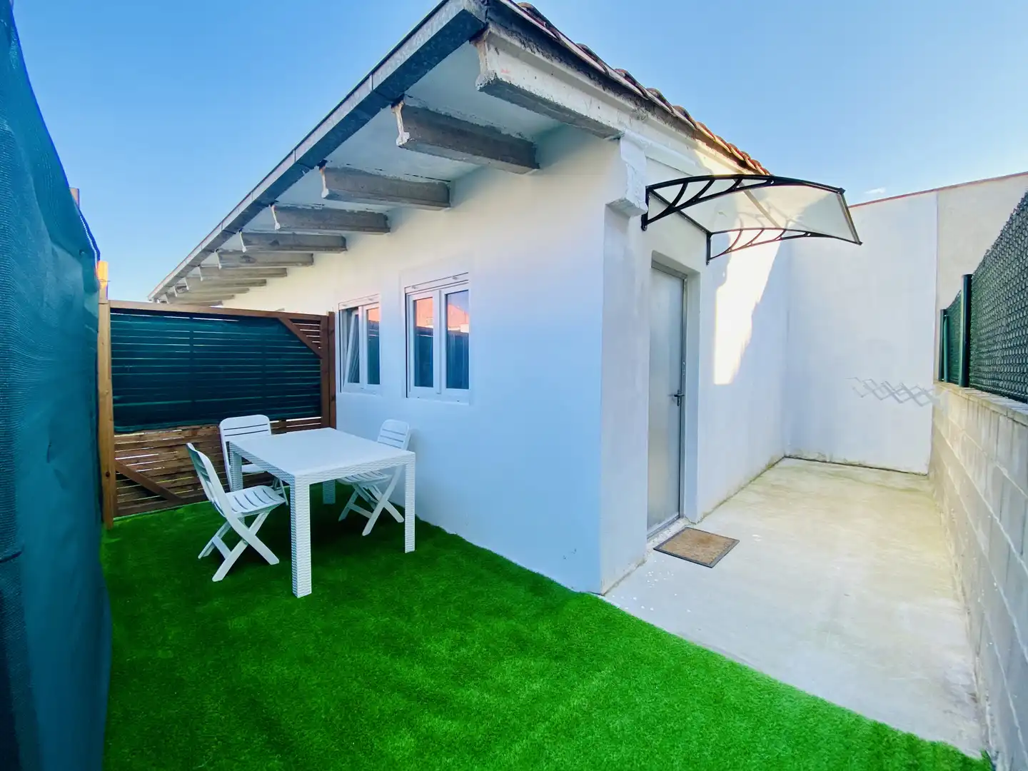 Room in Carrer de la Formiga, 107, Banyoles Terrace of Ground floor for share in Banyoles with Air Conditioner, Heating and Private garden