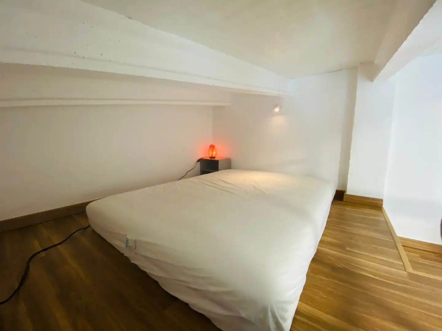 Room in Carrer de la Formiga, 107, Banyoles Bedroom of Ground floor for share in Banyoles with Air Conditioner, Heating and Private garden