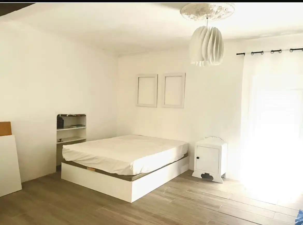 Casa adosada en venta en Calle Cruz, 13, Hinojosas de Calatrava Habitación de Casa adosada en venta en Hinojosas de Calatrava con Aire acondicionado, Calefacción y Jardín privado