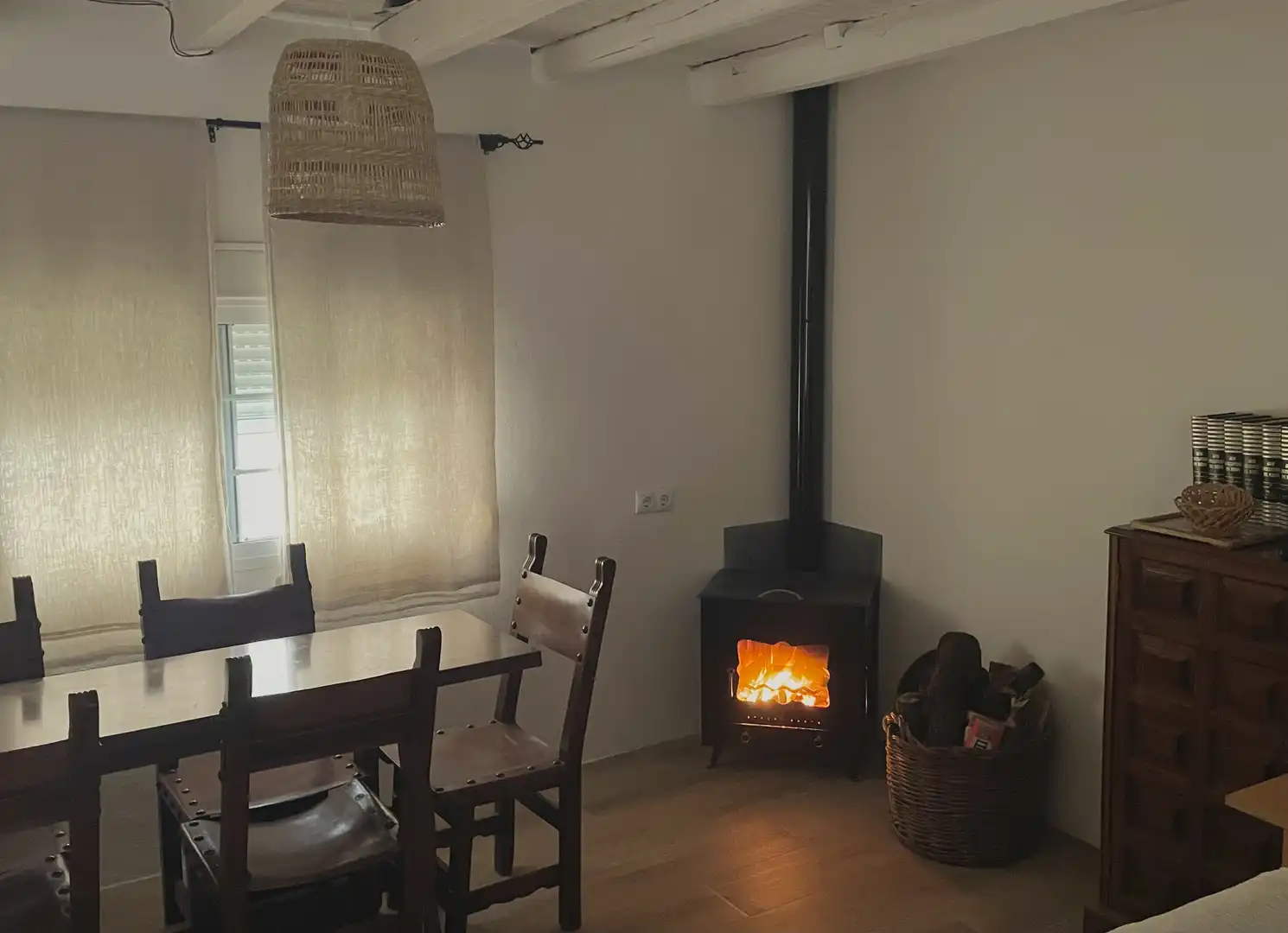 Casa adosada en venta en Calle Cruz, 13, Hinojosas de Calatrava Sala de estar de Casa adosada en venta en Hinojosas de Calatrava con Aire acondicionado, Calefacción y Jardín privado