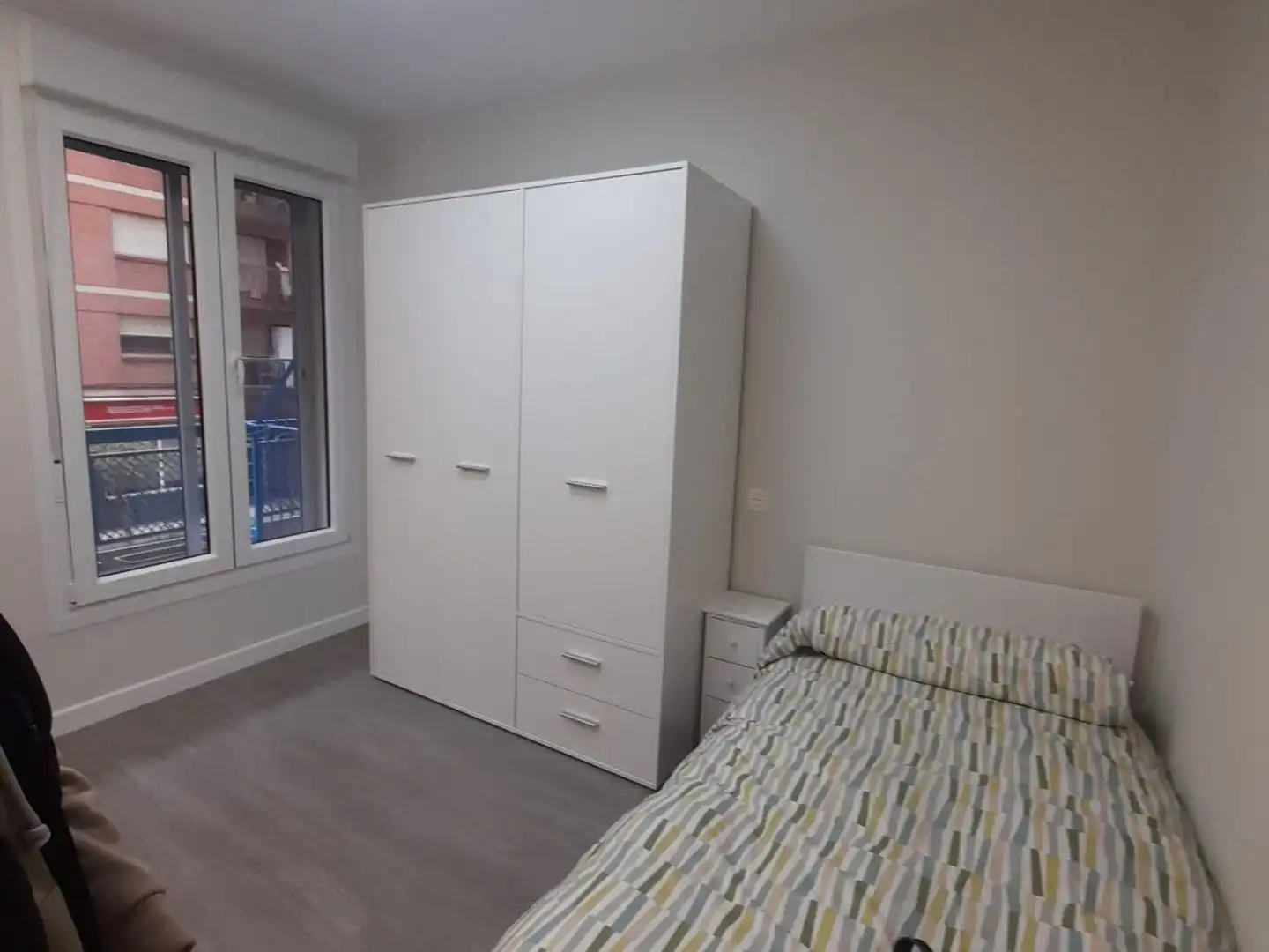 Flat for rent in Calle Marqués de la Ensenada, 36, Residencia Bedroom of Flat for rent in Logroño with Heating, Parquet flooring and Terrace