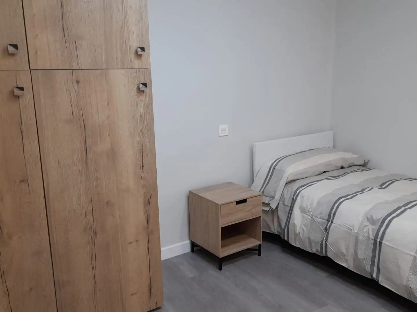 Flat for rent in Calle Marqués de la Ensenada, 36, Residencia Bedroom of Flat for rent in Logroño with Heating, Parquet flooring and Terrace