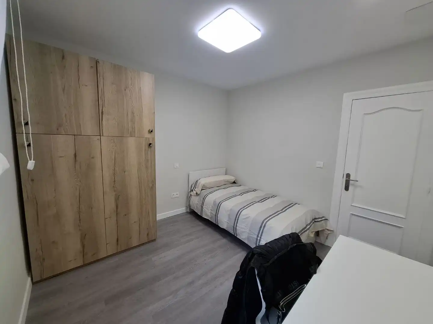 Flat for rent in Calle Marqués de la Ensenada, 36, Residencia Bedroom of Flat for rent in Logroño with Heating, Parquet flooring and Terrace