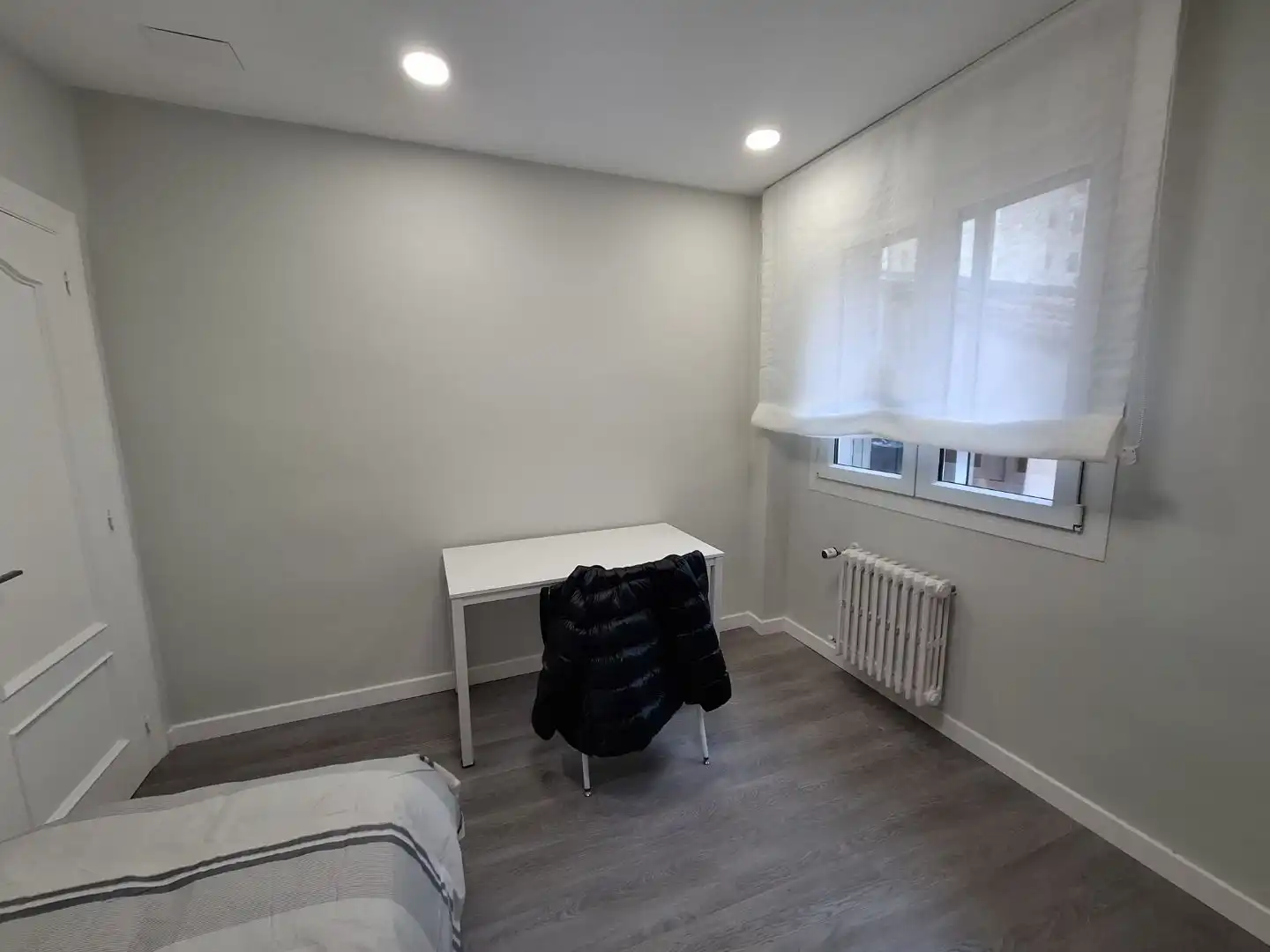 Flat for rent in Calle Marqués de la Ensenada, 36, Residencia Bedroom of Flat for rent in Logroño with Heating, Parquet flooring and Terrace