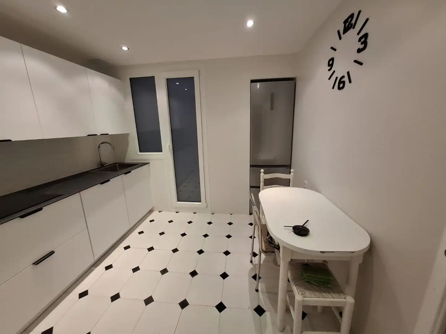 Flat for rent in Calle Marqués de la Ensenada, 36, Residencia Kitchen of Flat for rent in Logroño with Heating, Parquet flooring and Terrace