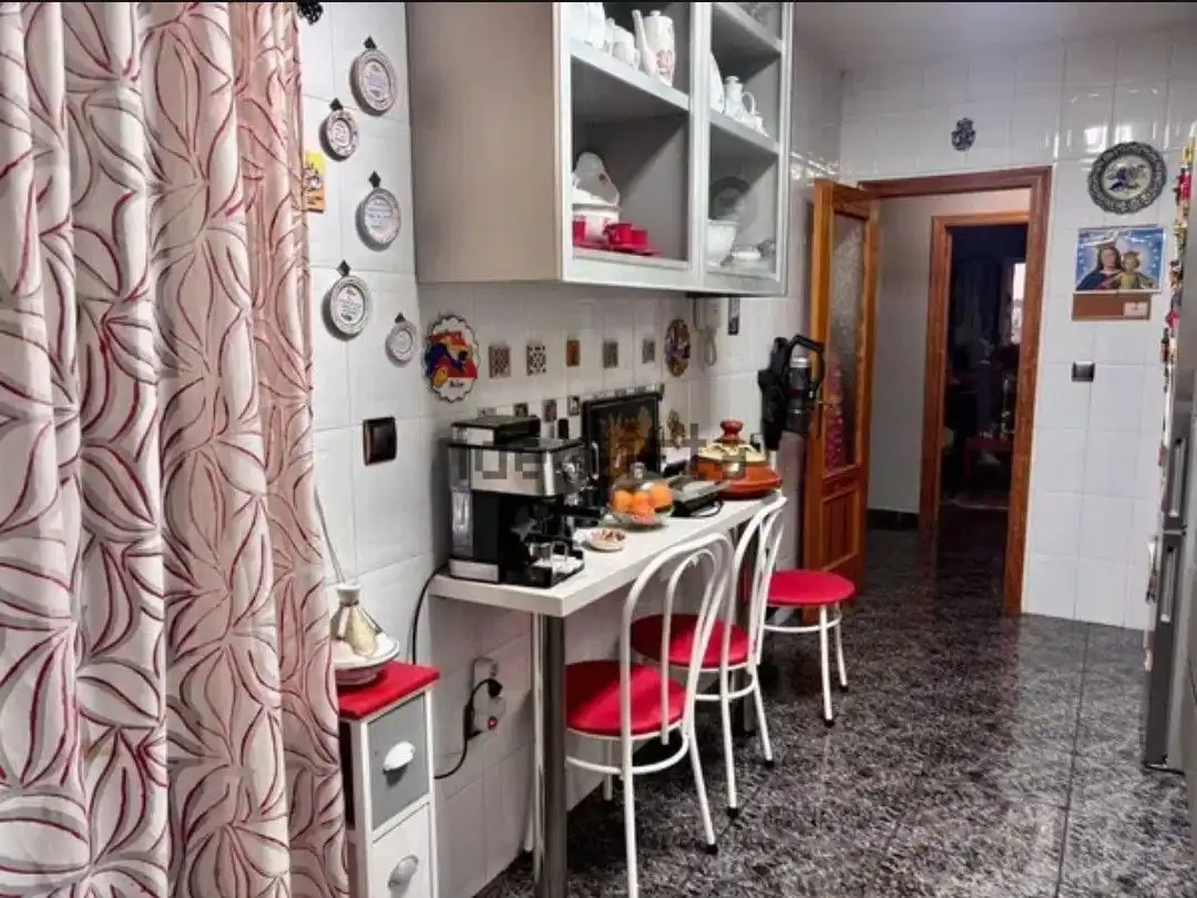 Wohnung zum Verkauf in Plaza de las Flores, 11, Alcantarilla Küche von Wohnung zum Verkauf in Alcantarilla mit Klimaanlage