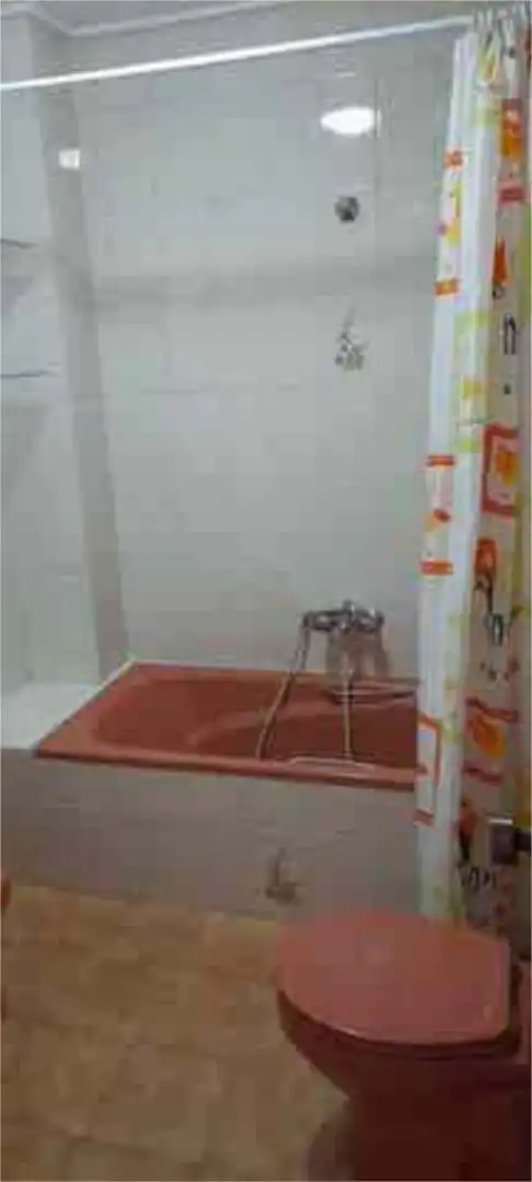 Baño de Piso de alquiler en Celanova con Calefacción y Amueblado