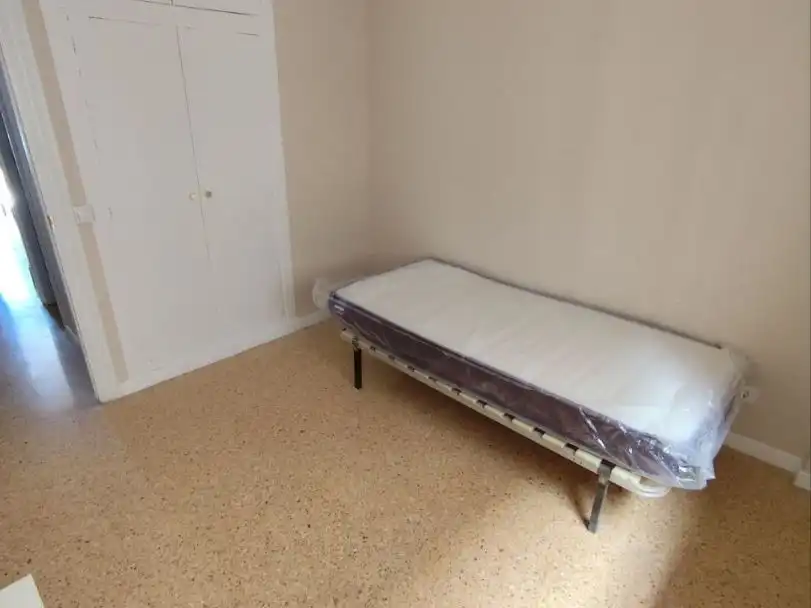 Flat for rent in Paseo de la Constitución, 12, San Millán - Ayuntamiento Bedroom of Flat for rent in Logroño with Heating, Furnished and Balcony
